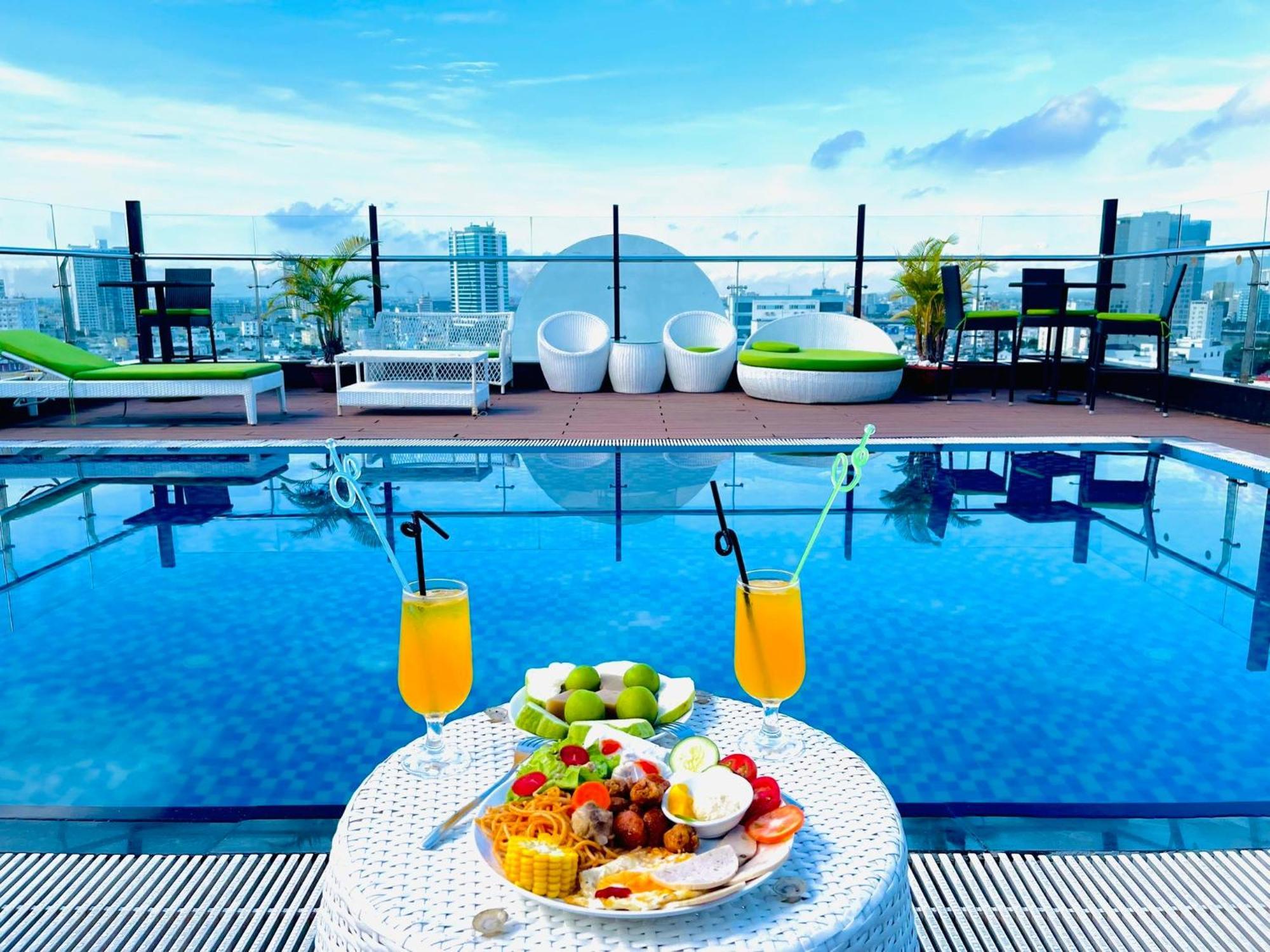 Roliva & Hotel Da Nang