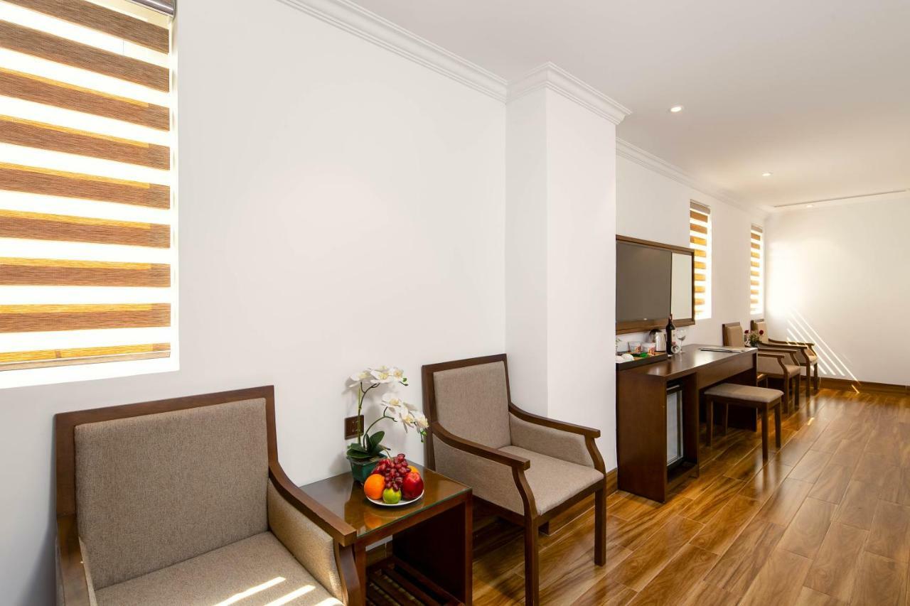 Roliva & Hotel 4*